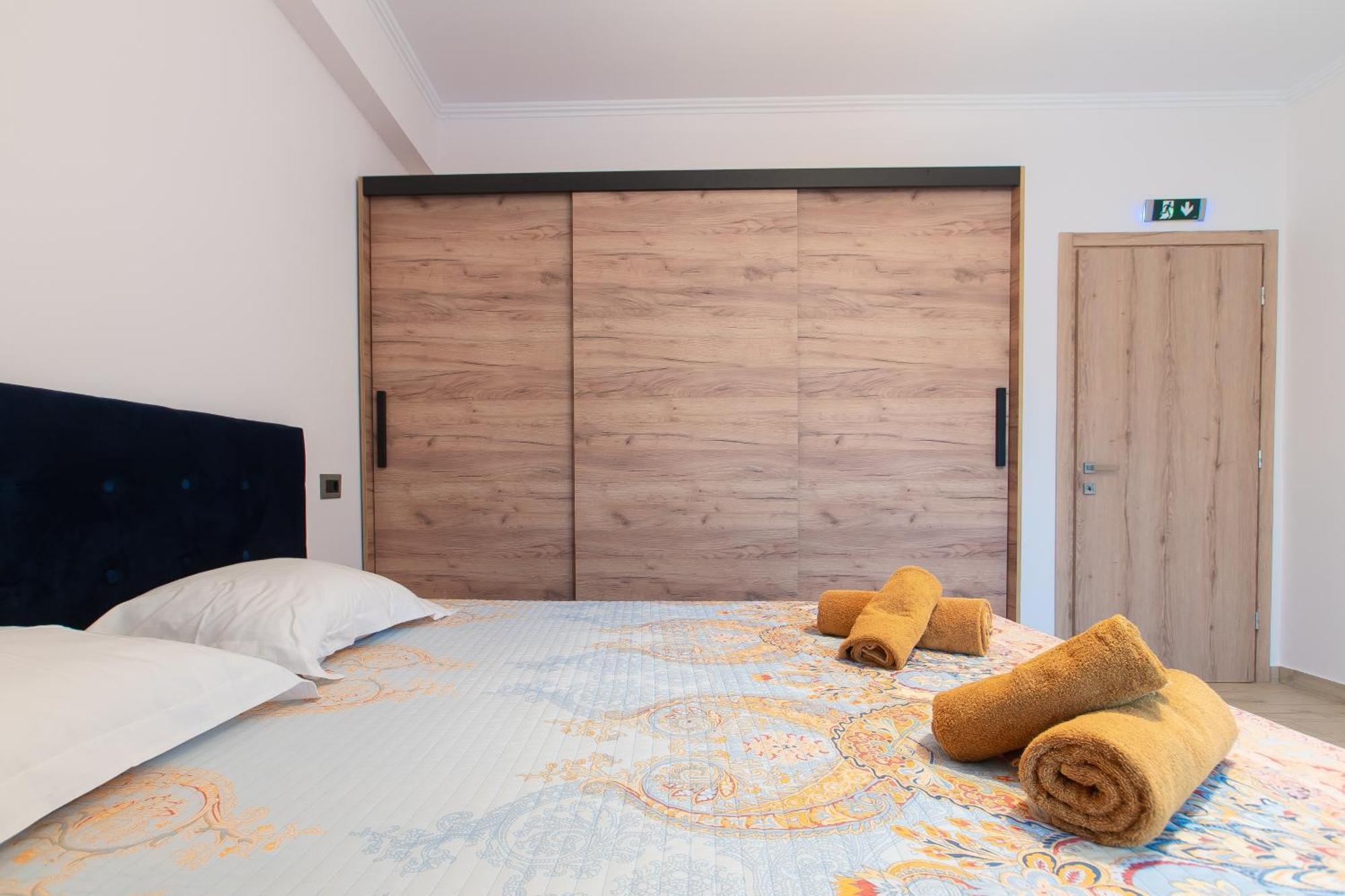 Elegance Suites Plataria Exteriör bild
